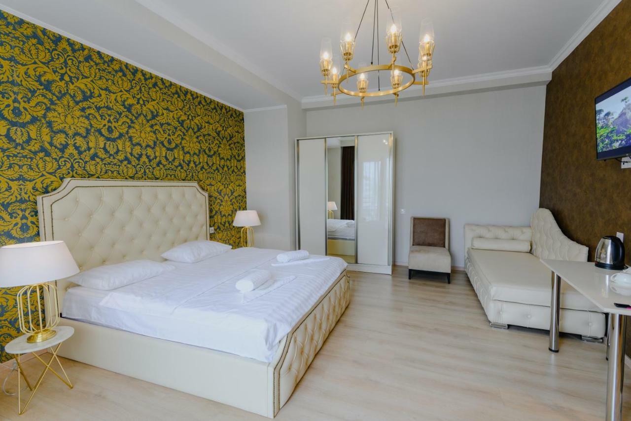 Golden Globe Boutique Hotel تبليسي المظهر الخارجي الصورة